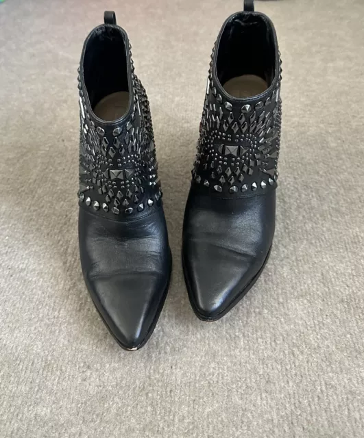 BCBGMAXAZRIA Creed Studded Leather Slip-on Ankle Boots~ 7M 3