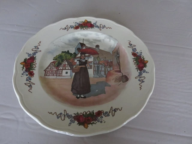 Plat rond ancien Sarreguemines UC Obernai Henri Loux