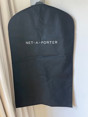 Net A PORTER ABITO NERO CON LOGO Cappotto Tuta Carrier Polvere Sacchetto Nuovo 