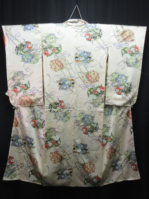 7450 Silk Vintage Japanese Kimono Robe Dress Chrysanthemum Peony Chu-Furisode