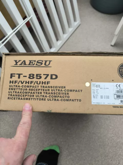 Yaesu FT857d Hf VHF Uhf Transceiver