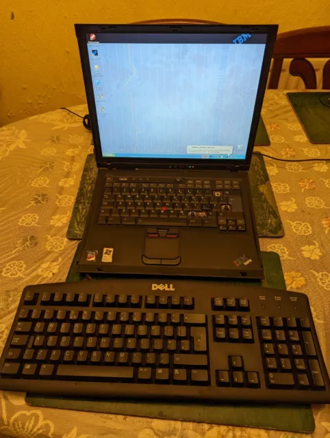 IBM THINKPAD R51 Intel Pentium M Laptop/Windows XP/Docking Unit/Keyboard + Mouse