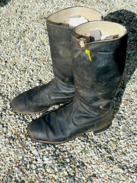Tres Ancienne Paire De Bottes U.r.s.s.  Union Sovietique