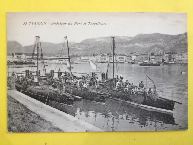 cpa TOULON Var MARINE de GUERRE NAVY Intérieur du PORT et TORPILLEURS Destroyers