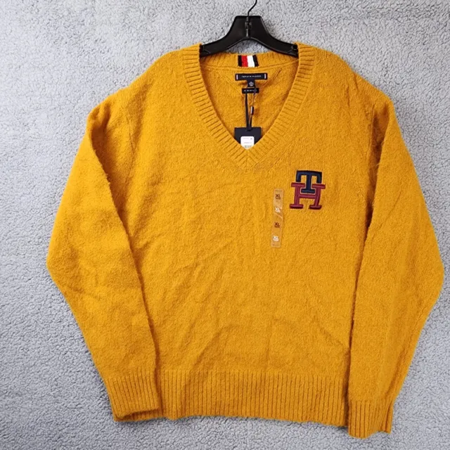 Tommy Hilfiger Monogram Brushed Lambs Wool Sweater Men's XL Crest Gold V- Neck