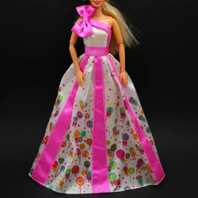 Genuine barbie clothes deals