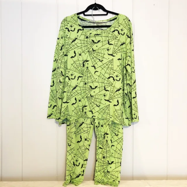 Way To Celebrate Womens Halloween Pajama Set 2-Piece 2X(18W-20W) Green Bats U