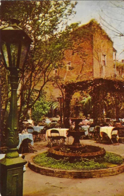Vintage Louisiana Chrome Postcard New Orleans Court Two Sisters Restaurant