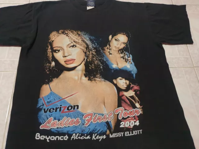 Rare 2004 Verizon Ladies First Tour T shirt missy Elliot Beyonce Alicia Keys M