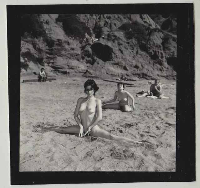 Echtes Original 1970er Jahre, Akt am Strand, Kontaktabzug