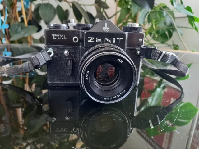 Appareil photo ancien argentique ZENITH TTL Modèle rare