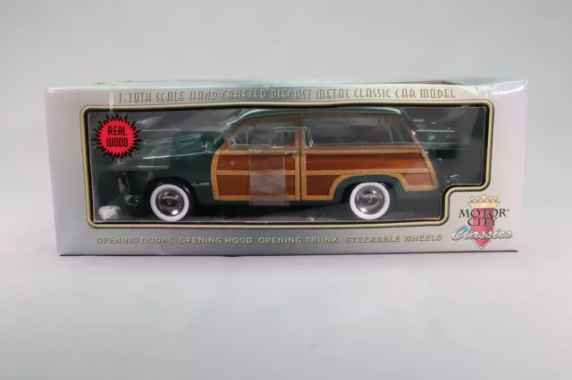 MOTOR CITY CLASSICS 1/18 Scale Diecast 60008 - 1949 Ford Woody ...