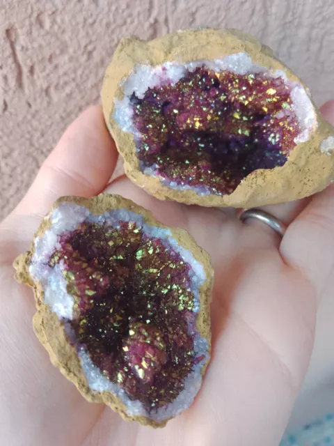 Minerali **  GEODE DI QUARZI IN CRISTALLI DORATI AURA