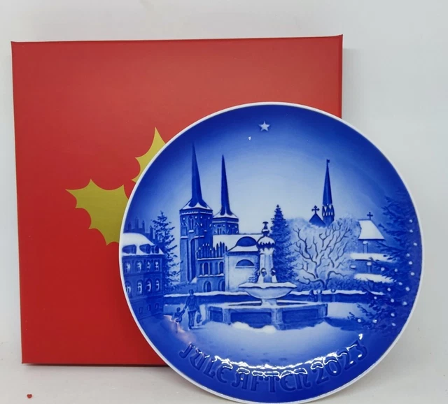 Bing & Grondahl Piatto di Natale 2023 "CHRISTMAS IN ROSKILDE " cm 18