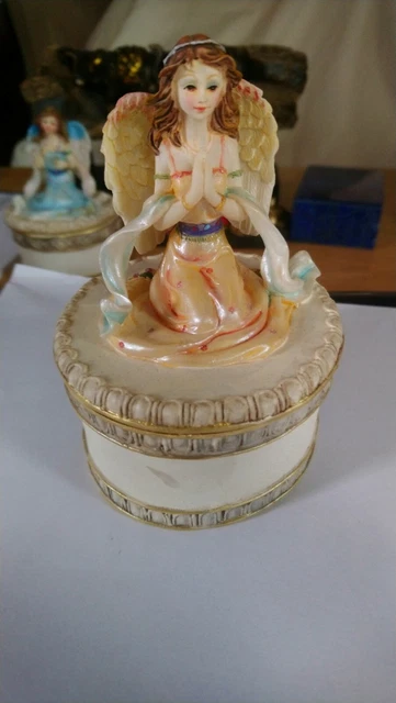 Engel/Elfe/Fee Dose Schatulle Kunststein Skulptur Figur, Deko, Sammler Apricot