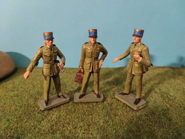 Lot De Soldats Anciens En Plomb Ou Aluminium - Échelle 1/32 (environ 60 Mm) - Occasion