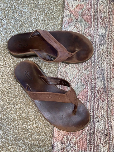 Chaco Women's Size 7 Brown Leather Slip On Thong Flip Flop Sandal GUC **