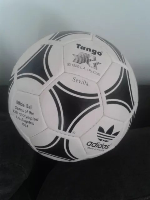 Adidas Tango Sevilla Ball. Olympic Games 1984 Los Angeles . Balón Olimpiadas