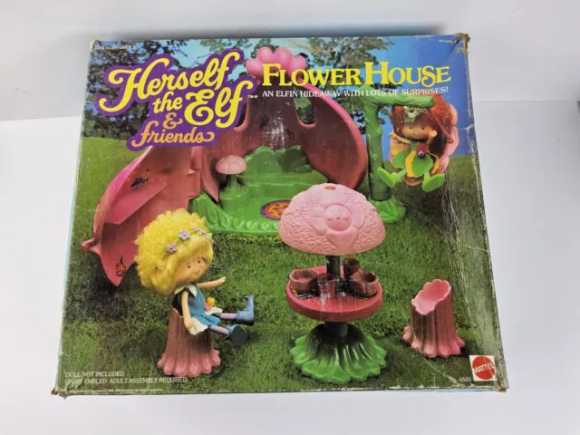 Strawberry Shortcake Herself the Elf & Friends Flower House Mattel Vintage 1983