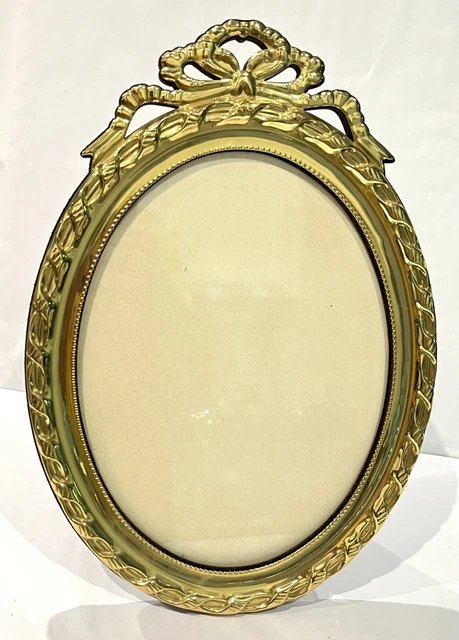 Vintage Ornate Large Oval Brass Picture Frame Made In Korea