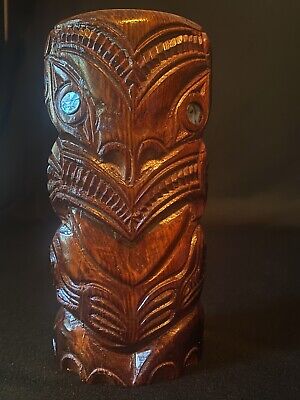 Maori New Zealand Rotorua Wood Carved Tekoteko Tiki Statue Paua Shell Eyes