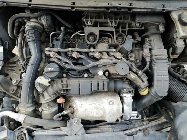 YHZ moteur complet pour PEUGEOT 308 2013 130CV 965128
