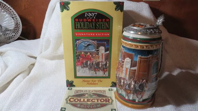 1997 Budweiser Lidded Home For The Holiday Stein Signature Edition MIB