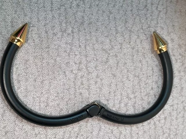 Vita Fede Bracelet, Dagger Bangle, Matte Black & Gold Two Tone Mini Titan Hinged 2