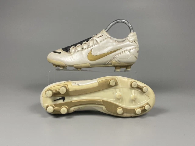 total ninety football boots