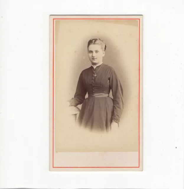 Heer-Tschudi CDV Foto Feine Dame - Lausanne 1870er