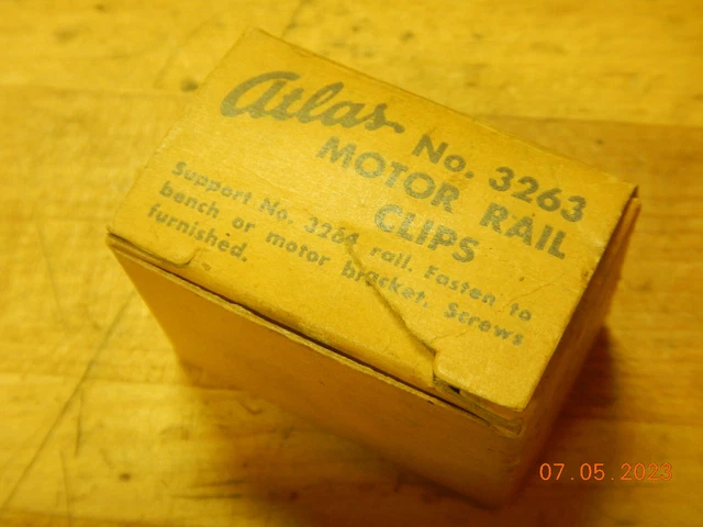 Vintage New Old Stock Atlas 3263 Motor Rail Clips W/ Screws In Box