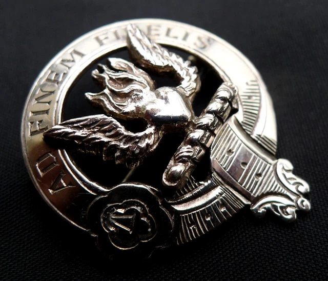 SCOTTISH CLAN GILROY Badge ‘Ad Finem Fidelis’ Hallmarks For Inverness