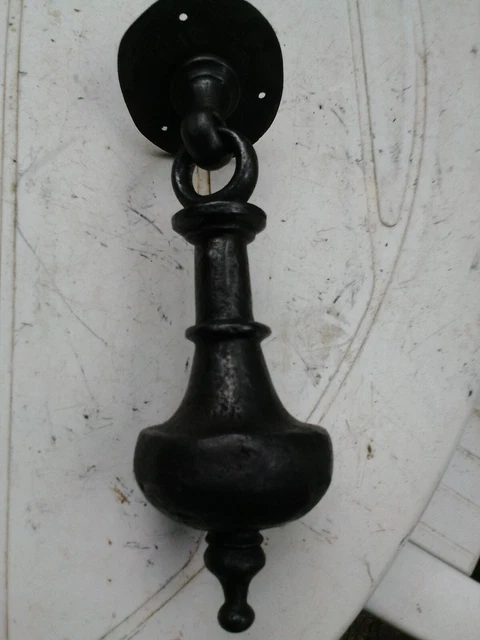 ancien heurtoir de porte fer forge fin 19émesur poids 1k500g