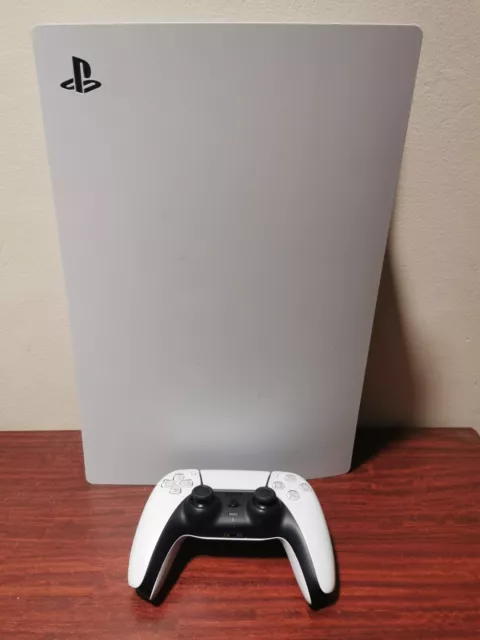 Sony PlayStation 5 PS5 Digital Edition Console CFI-1200B01 From JAPAN #MB554