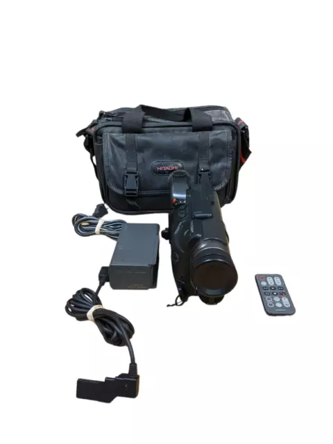Hitachi VM-H81A Handheld Video Camera Recorder W/ Remote Charger & Case