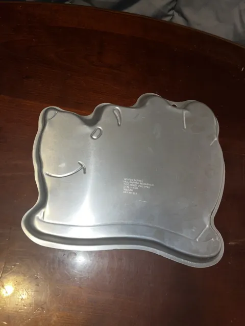 Wilton 1998 Winnie The Pooh Giant Cookie Brownie Pan 2105-6211 Nice Condition