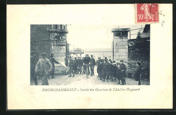 CPA Fourchambault, Sortie des Ouvriers de l´Atelier Magnard