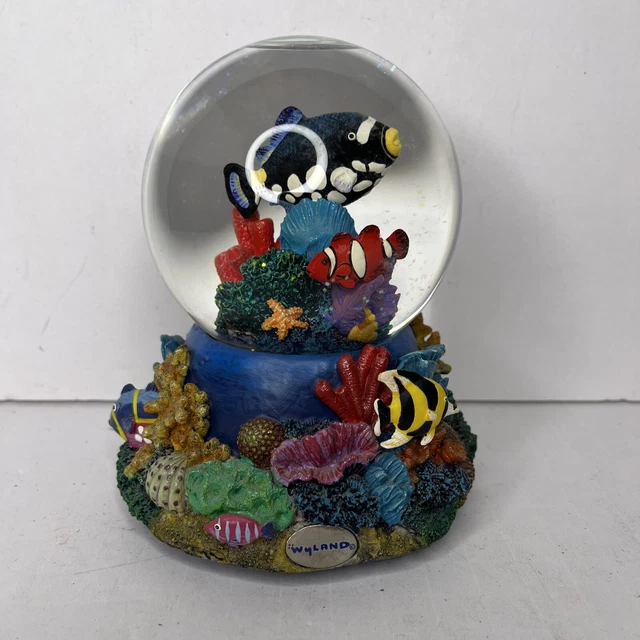 Wyland Dakin Undersea Treasures Music Box Scuplture Snow Globe Fish Coral Stand
