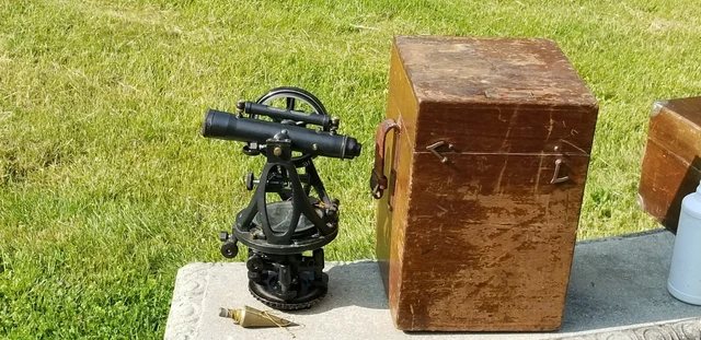 W & L.E. Gurley (Troy NY) No. 82 Surveyors Compass Transit Wood Box No Tripod