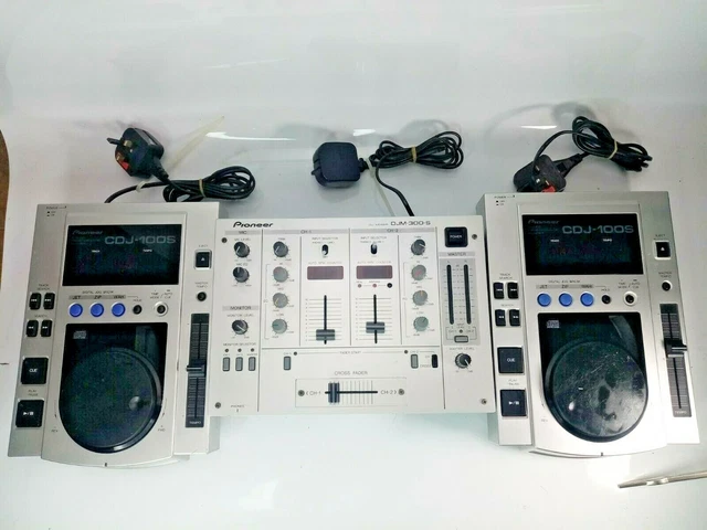 PIONEER DJM-300-S MIXER 2 channel with 2x CDJ-100S CD Player