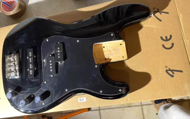 Fender Squier Precision Bass Alder Erle Body Körper - gratis Versand mit DHL