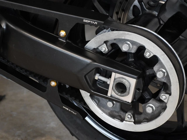 Kit Courroie Crantée Renforcée + 8 Galets Pour Yamaha TMAX 500 (2004-2011) – Pièce Neuve