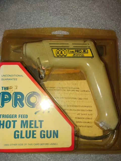 Vintage Black & Decker Electric Trigger Feed Glue Gun Model 9735 Heating NEW