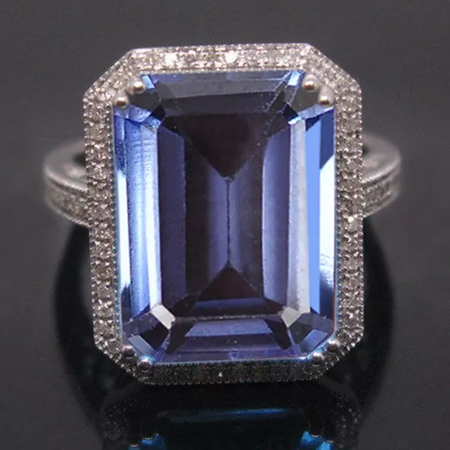 14KT Gold & 3.50ct  Natural Blue Tanzanite With Diamond Ring