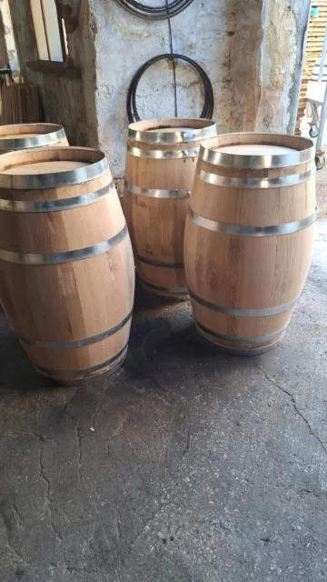 Botti in legno di Rovere artigianali da 100 Litri.