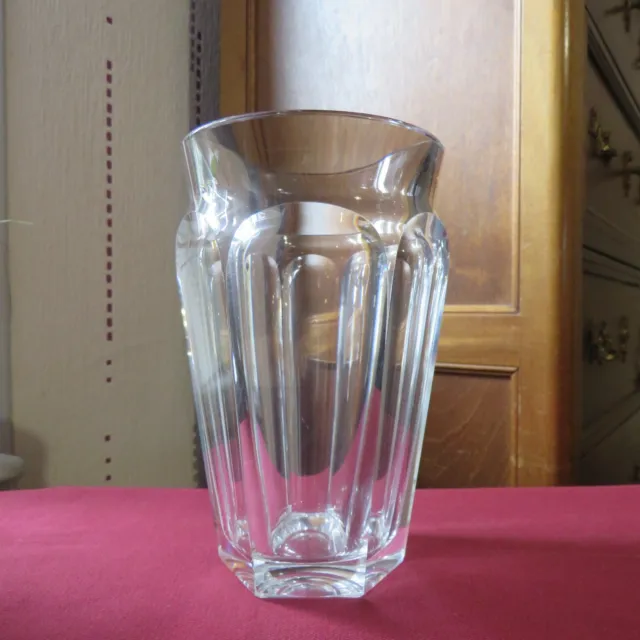 1 grand vase en cristal de baccarat modèle Nelly Harcourt  Signé hauteur 17 cm