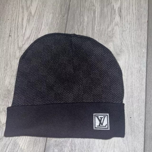 LOUIS VUITTON PETIT Damier Hat - Black £230.00 - PicClick UK
