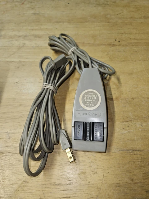 Cable de alimentación y control remoto para proyector deslizante vintage 550R de Sawyer **sin probar**