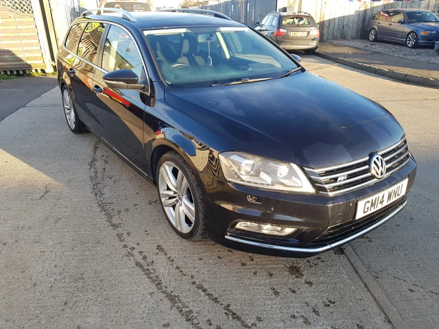 VW Passat Estate 2.0 TDI R-Line DSG