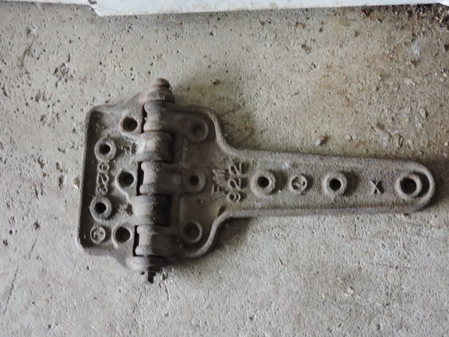 Antique Primitive FM 922 Railroad Car Hinge Barn nice shape 15 1/2" long
